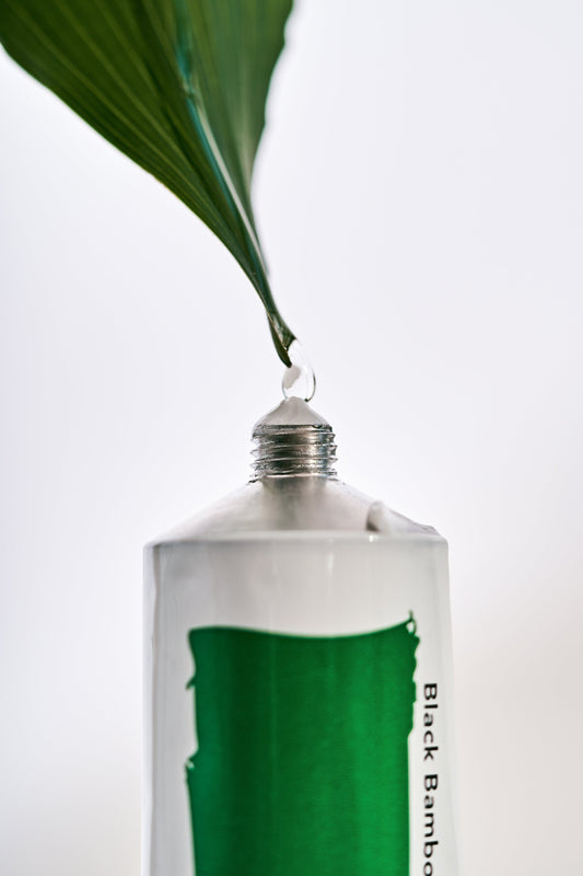 [Haruharuwonder] Siyah Bambu Besleyici Sakinleştirici El ve Tırnak Kremi 50ml
