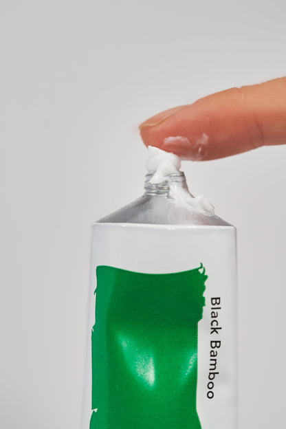 [Haruharuwonder] Siyah Bambu Besleyici Sakinleştirici El ve Tırnak Kremi 50ml
