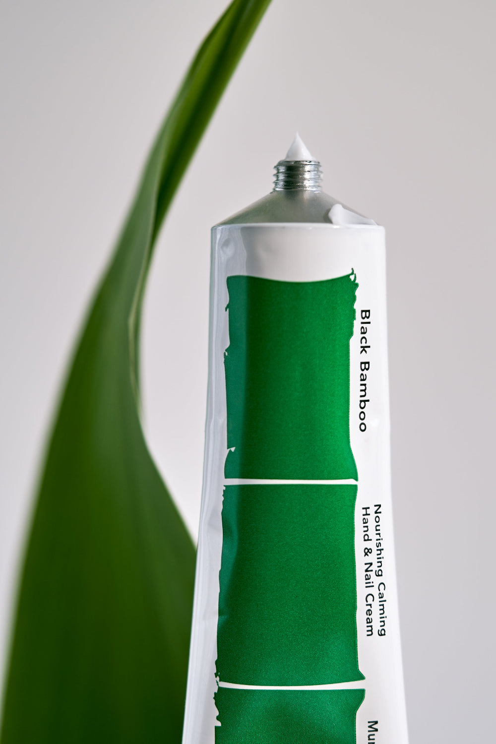 [Haruharuwonder] Siyah Bambu Besleyici Sakinleştirici El ve Tırnak Kremi 50ml